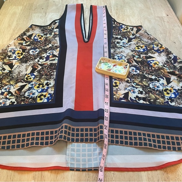Anthropologie CLOVER CANYON Sleeveless Print Swing Top! Floral and Stripes. Med - Picture 11 of 12